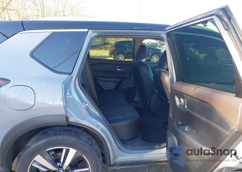 2023 Nissan Rogue Platinum Fwd z USA, uszkodzony, nr VIN JN8BT3DC2PW108413